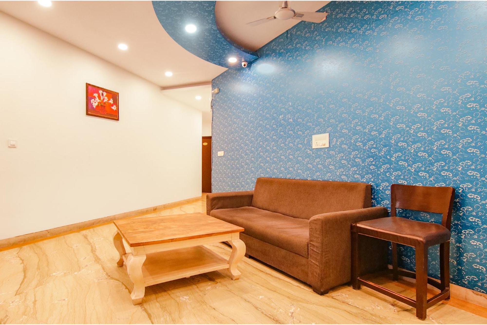 Hotel Leaf 9, Cyber City Near Ambience Mall Gurgaon Esterno foto